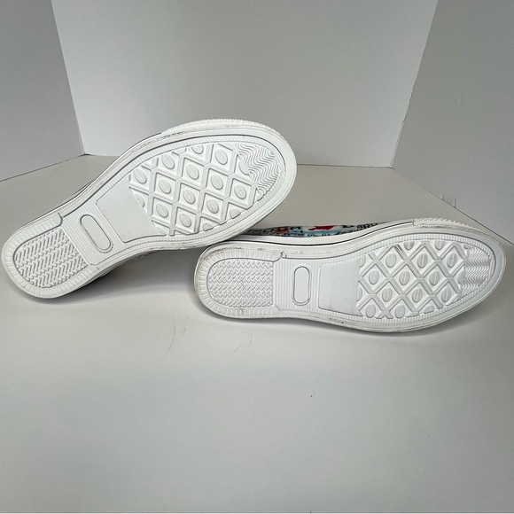 Live Love Dance Graphic Shoes For Men(7) & Women (9) - Picture 8 of 11